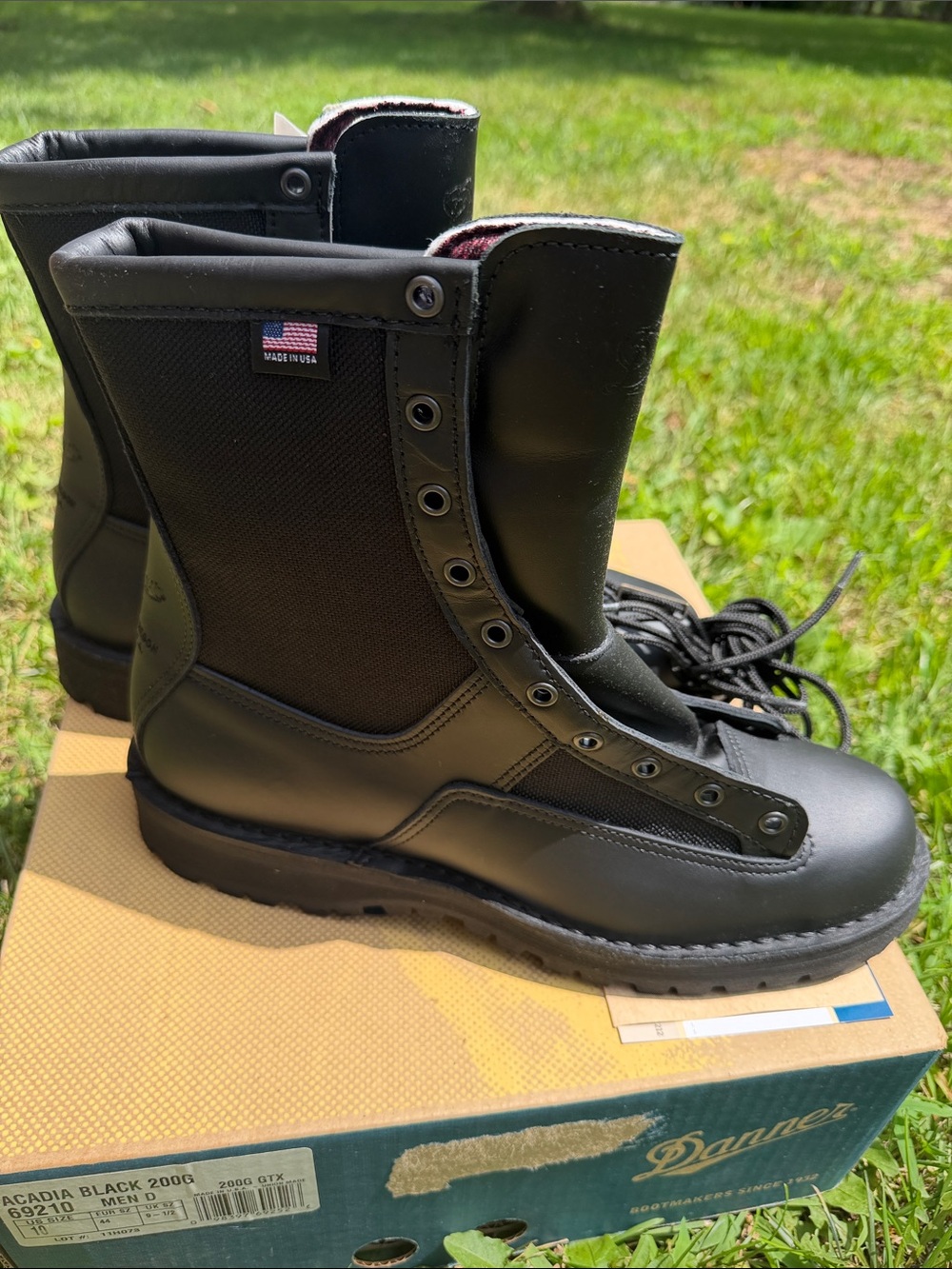 Brand new in box with tags Danner Acadia black 200G Boots size 10 - Picture 4 of 7